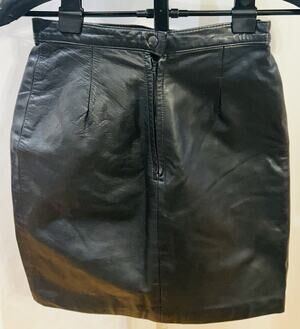 Amati Black Leather Mini Skirt size 6